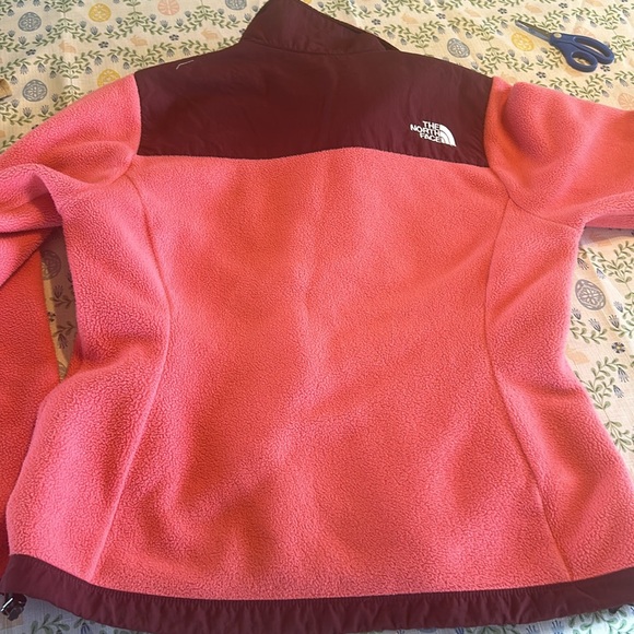 A+‎ Womens North Face Denali Fleece Jacket Coat Pink Small - Picture 7 of 7